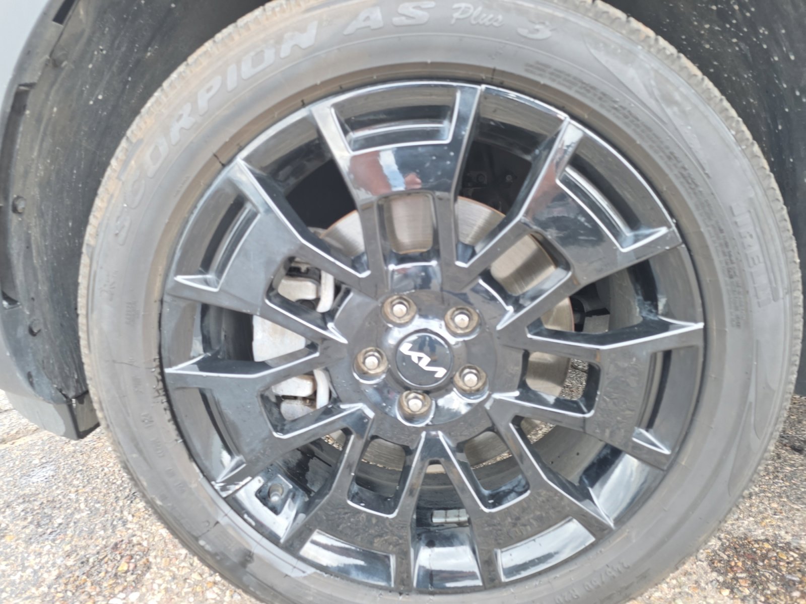 Used 2022 Kia Telluride SX w/ SX Prestige Package image 11