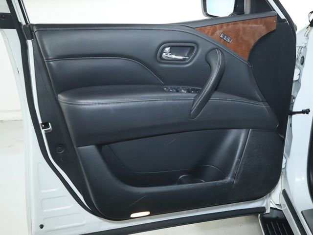 Used 2018 INFINITI QX80 2WD w/ Driver Assistance Package image 19
