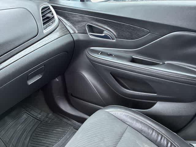Used 2014 Buick Encore Convenience FWD image 30
