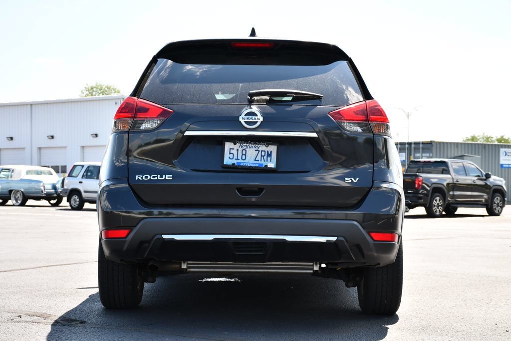 Used 2018 Nissan Rogue SV FWD image 6