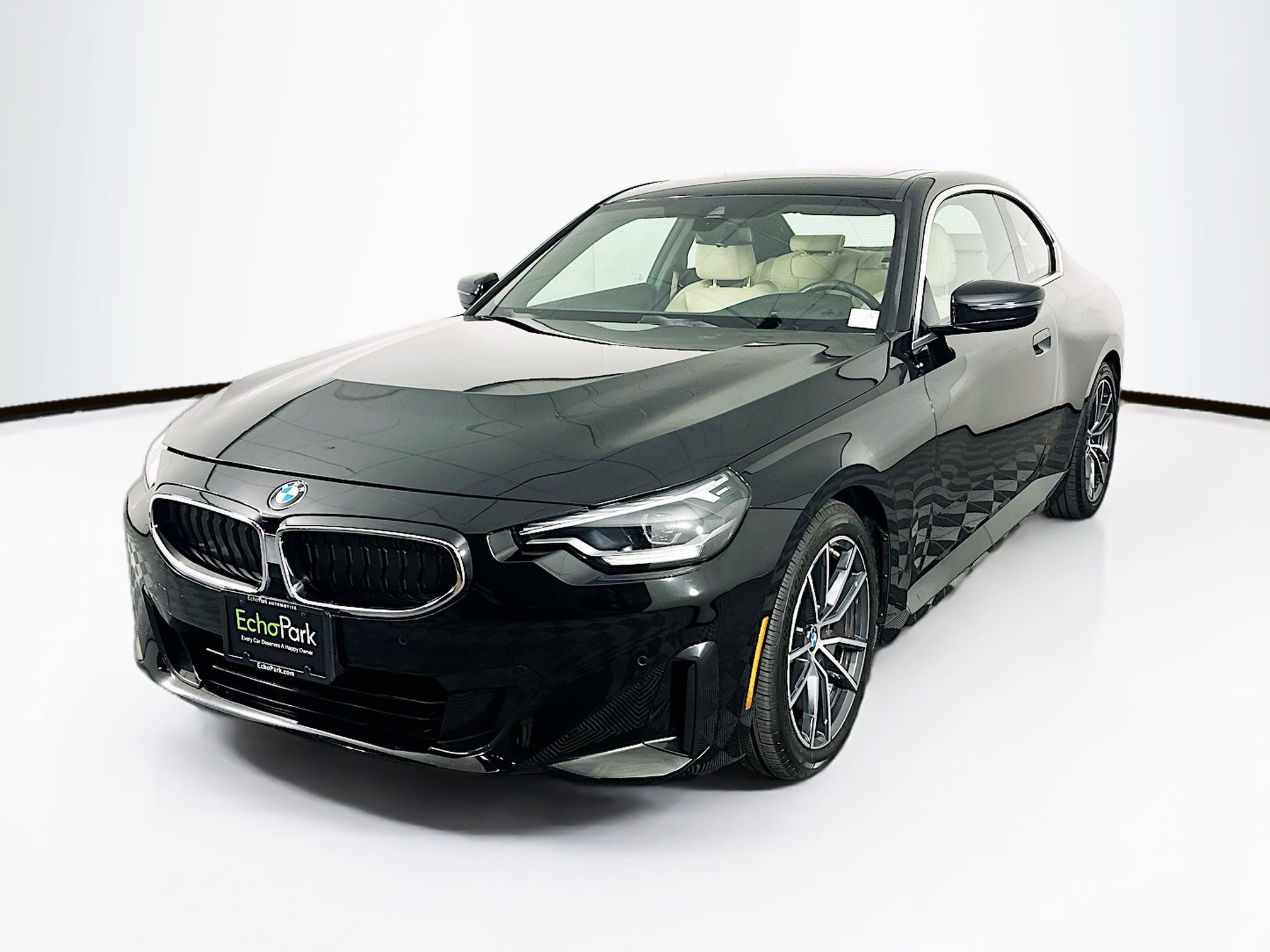 Used 2022 BMW 230i Coupe w/ Convenience Package RWD image 3