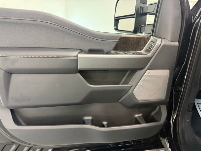 New 2026 Ford F250 4x4 Crew Cab Super Duty image 11