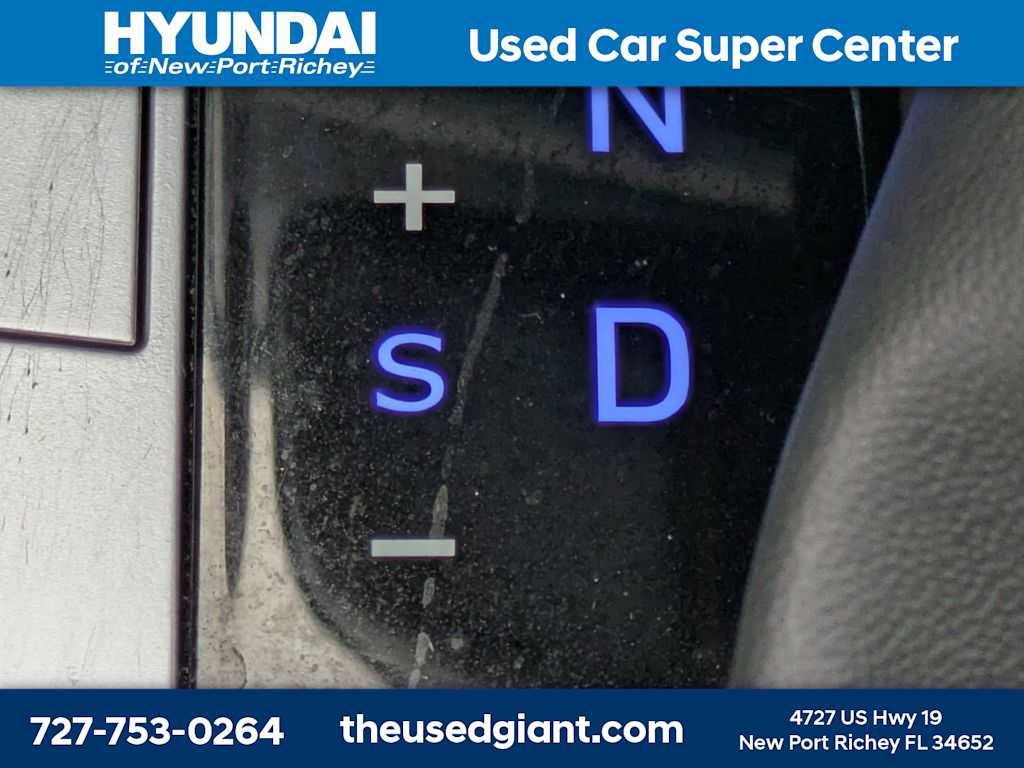 Certified 2023 Hyundai Elantra SEL image 21