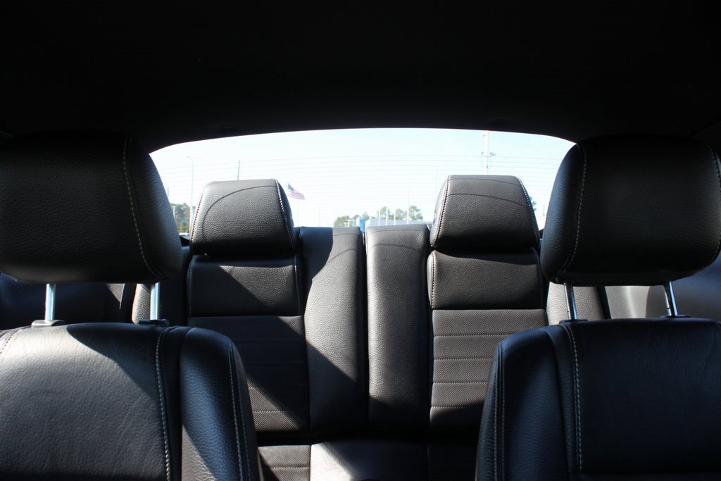 Used 2011 Ford Mustang Premium image 7