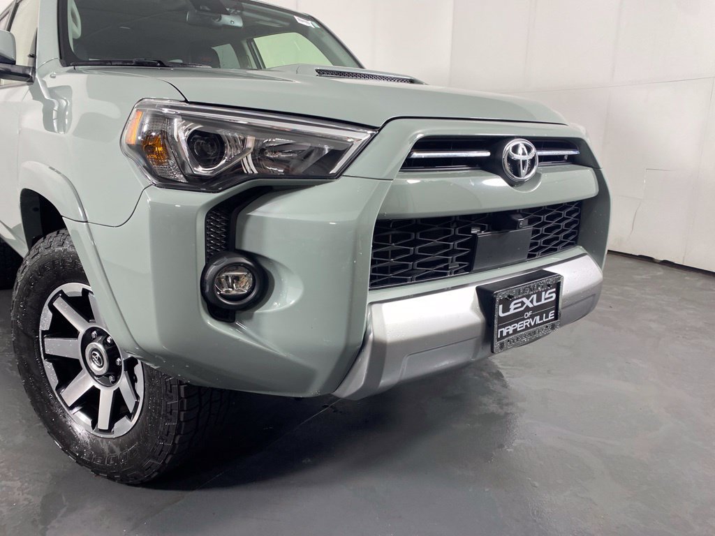 Used 2022 Toyota 4Runner TRD Off-Road Premium AWD/4WD image 4