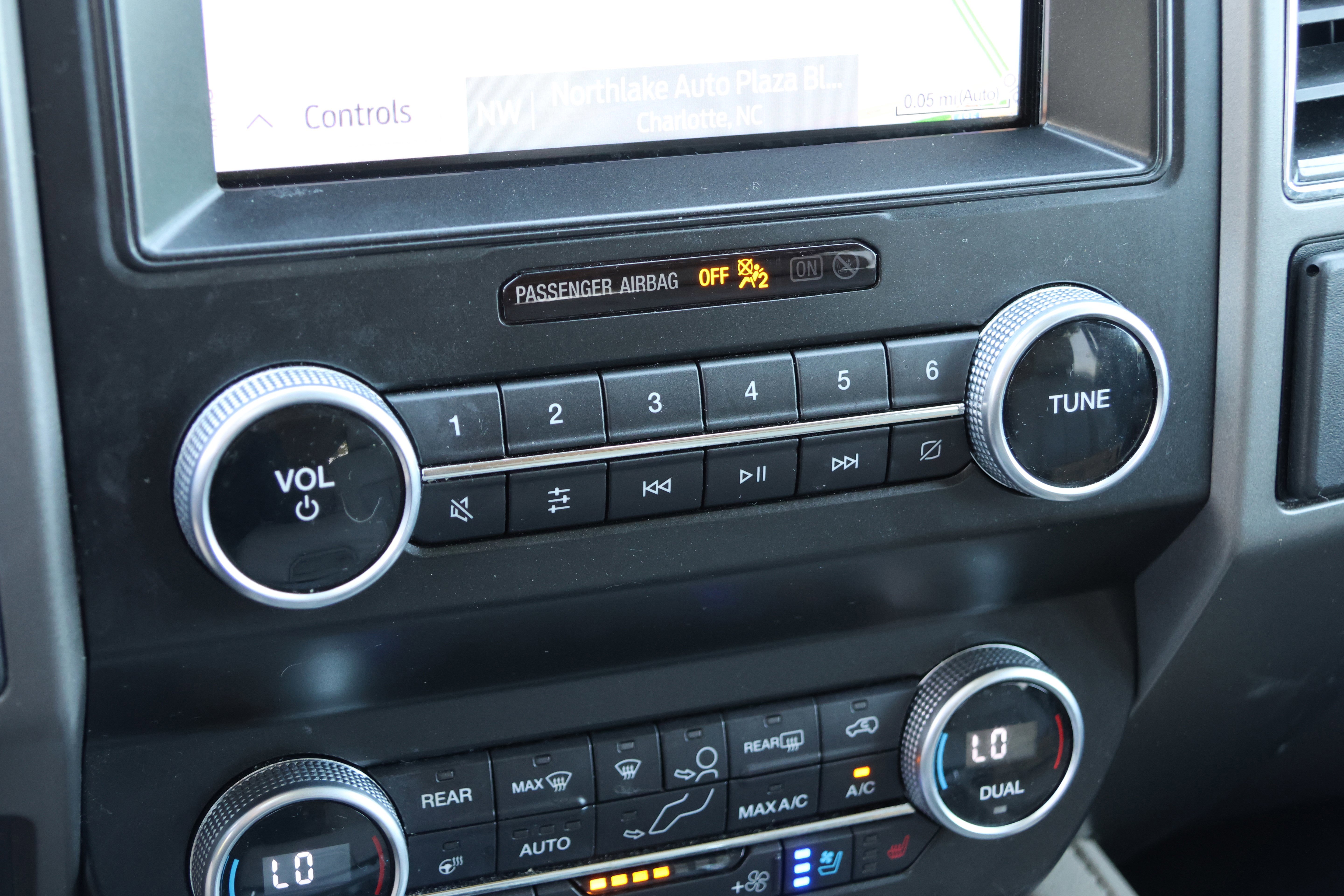 Used 2021 Ford Expedition Max XLT AWD/4WD image 27