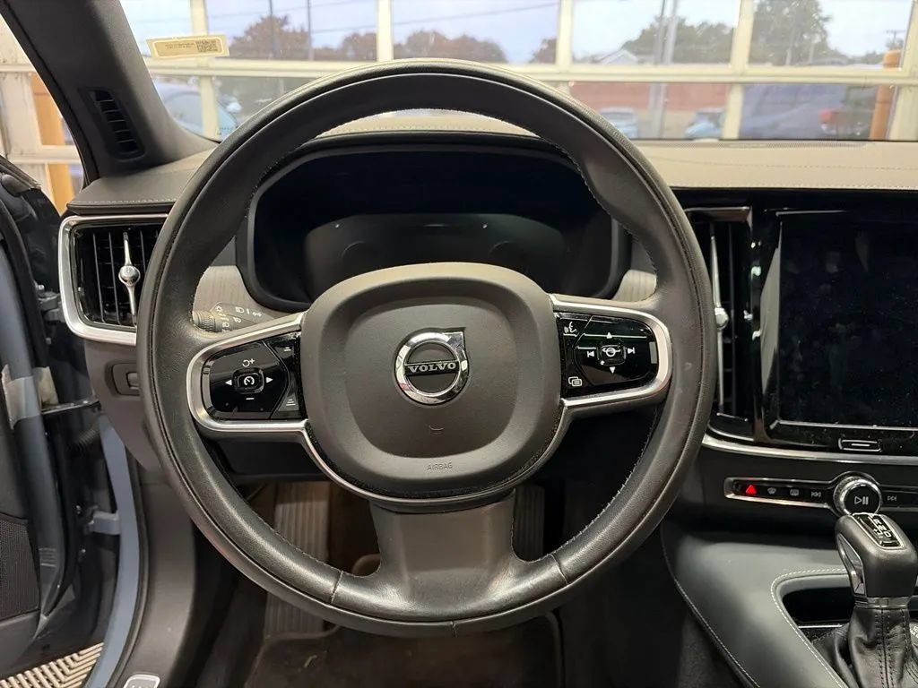 Used 2021 Volvo S90 T6 Inscription AWD/4WD image 22