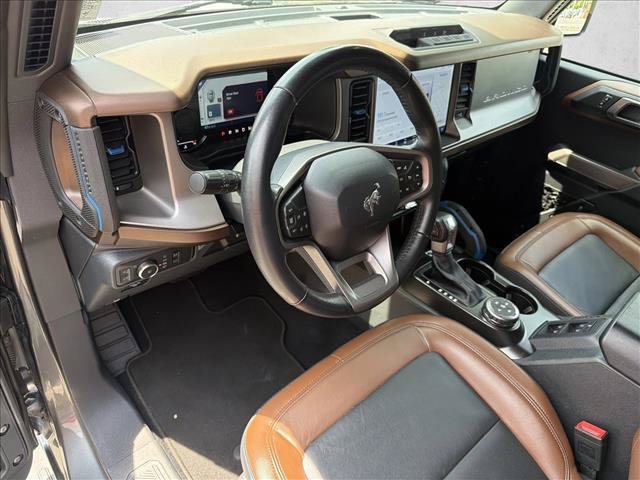 Used 2022 Ford Bronco Outer Banks AWD/4WD image 13