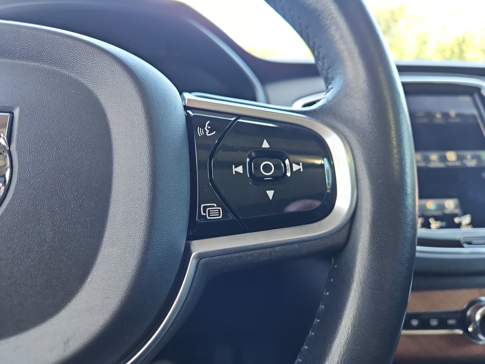 Used 2018 Volvo XC90 T6 Inscription w/ Convenience Package AWD/4WD image 26