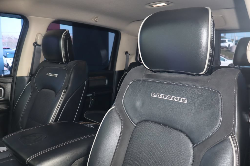 Used 2019 RAM 1500 Laramie AWD/4WD image 14