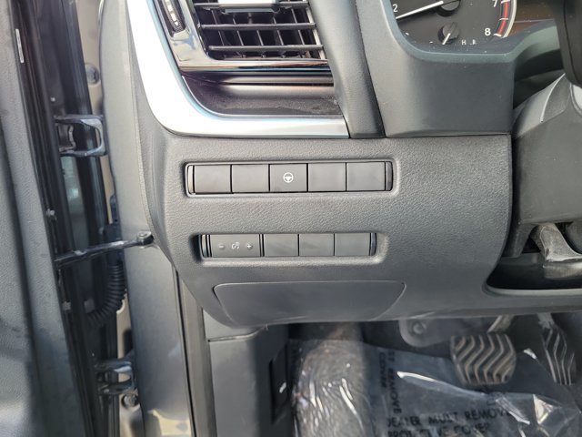 Used 2023 Nissan Rogue SV FWD image 21