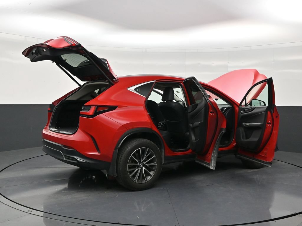 Used 2025 Lexus NX 250 FWD w/ Accessory Package (K3) image 28