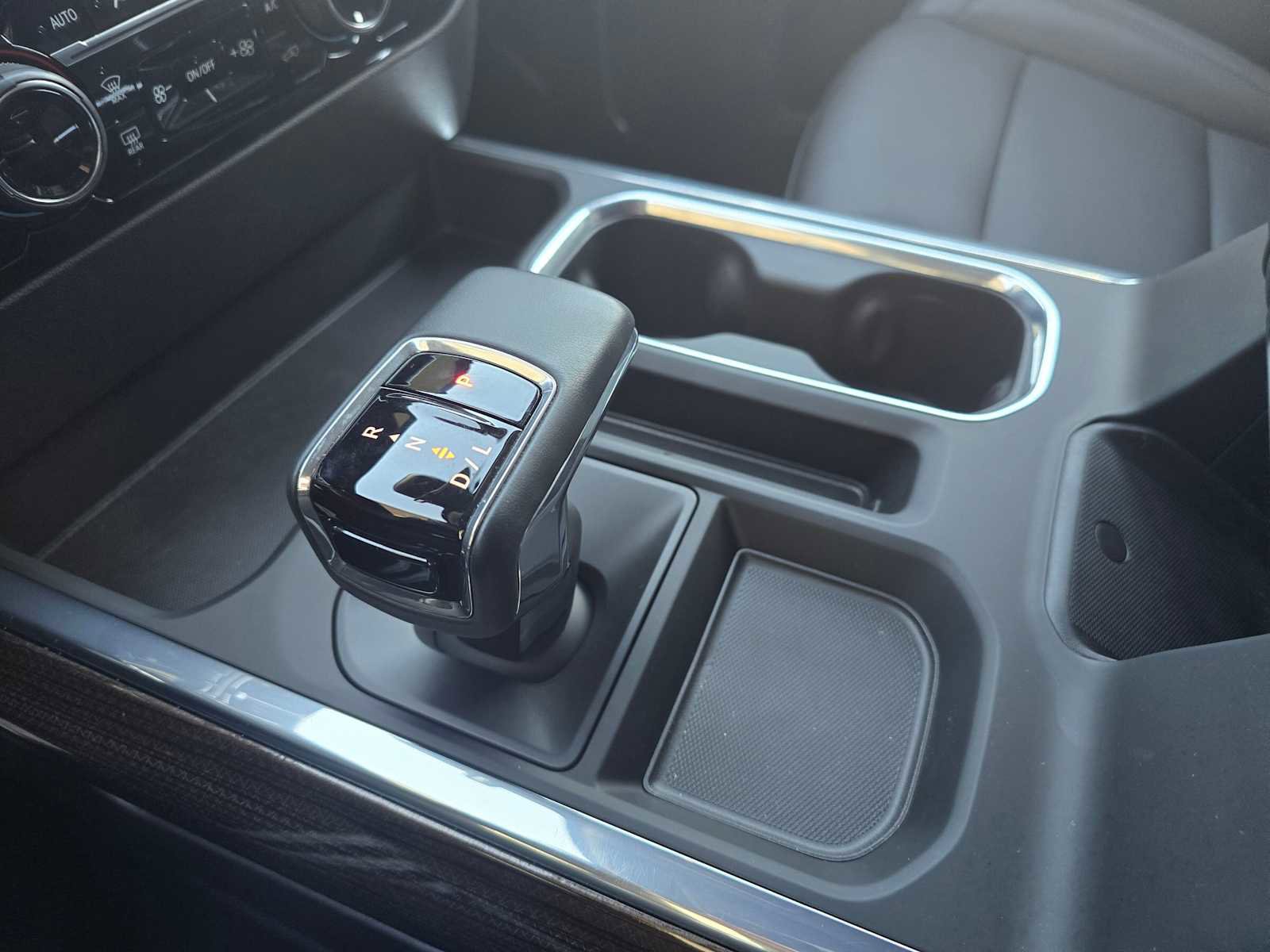 Used 2024 Chevrolet Silverado 1500 LT Trail Boss w/ Convenience Package II image 29