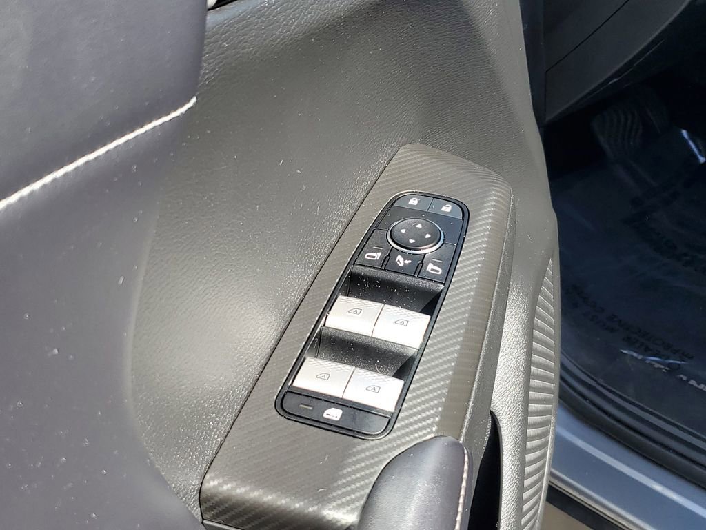 Used 2023 Mitsubishi Outlander SE image 20