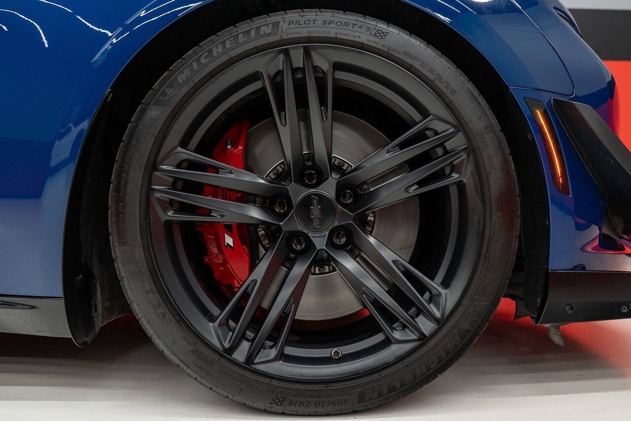 Used 2023 Chevrolet Camaro ZL1 RWD image 59