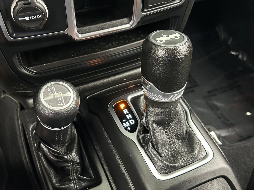 Used 2018 Jeep Wrangler Unlimited Sport AWD/4WD image 30