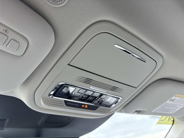 New 2026 Lincoln Aviator AWD image 31