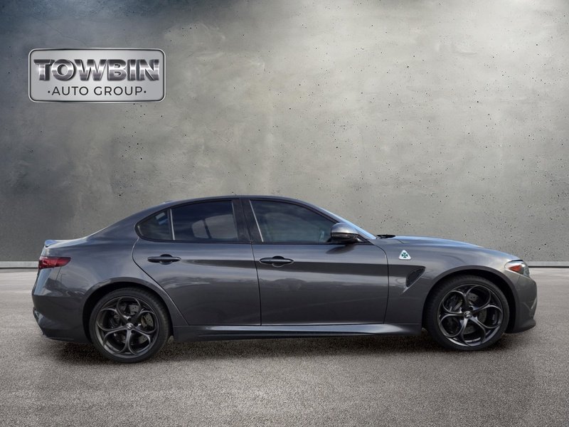 Used 2019 Alfa Romeo Giulia Quadrifoglio RWD image 3
