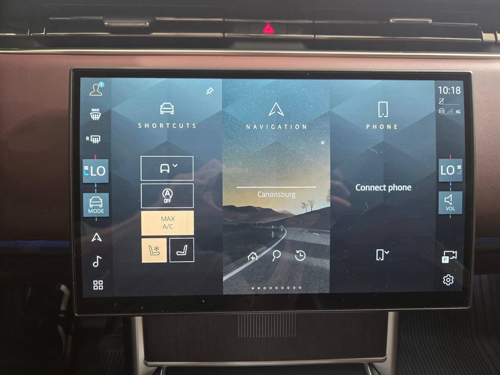 Certified 2025 Land Rover Range Rover Long Wheelbase Autobiography AWD/4WD image 17