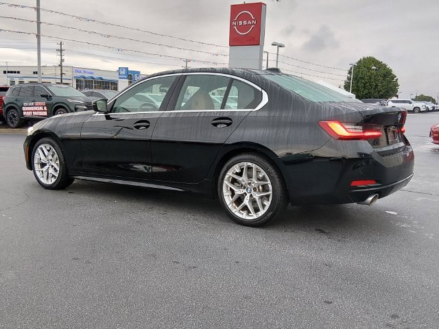 Used 2025 BMW 330i Sedan RWD image 5