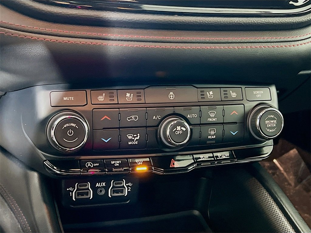 Used 2023 Dodge Durango GT image 15