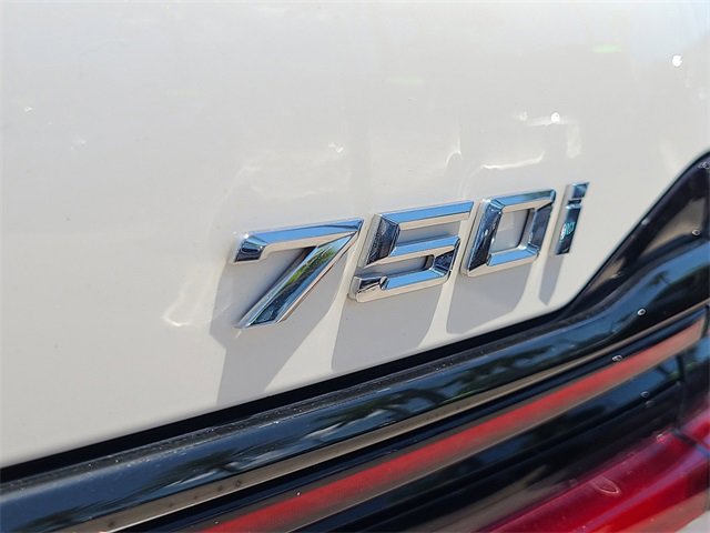 Used 2022 BMW 750i xDrive w/ Luxury Rear Seating Package image 38