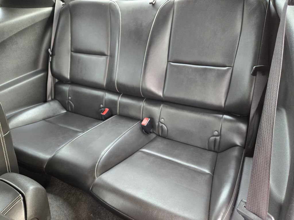 Used 2010 Chevrolet Camaro SS w/ RS Package RWD image 29