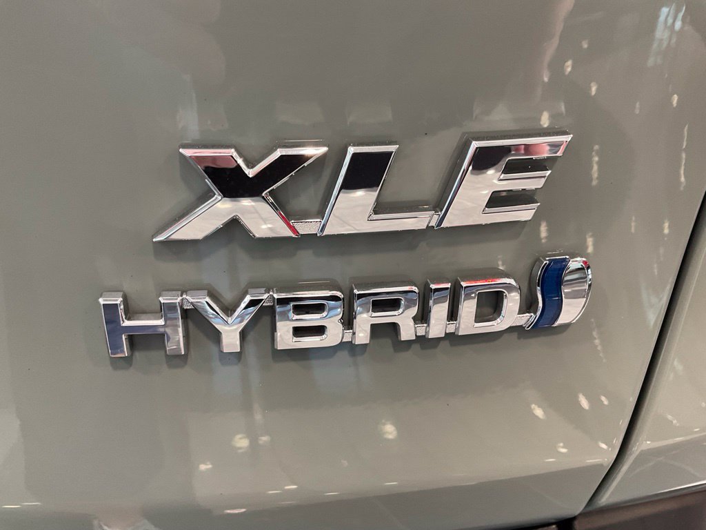 Certified 2022 Toyota RAV4 XLE AWD/4WD image 23