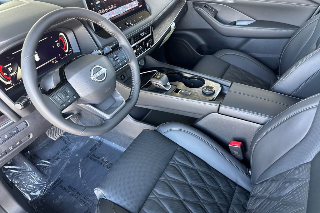 New 2026 Nissan Rogue Platinum AWD/4WD image 7