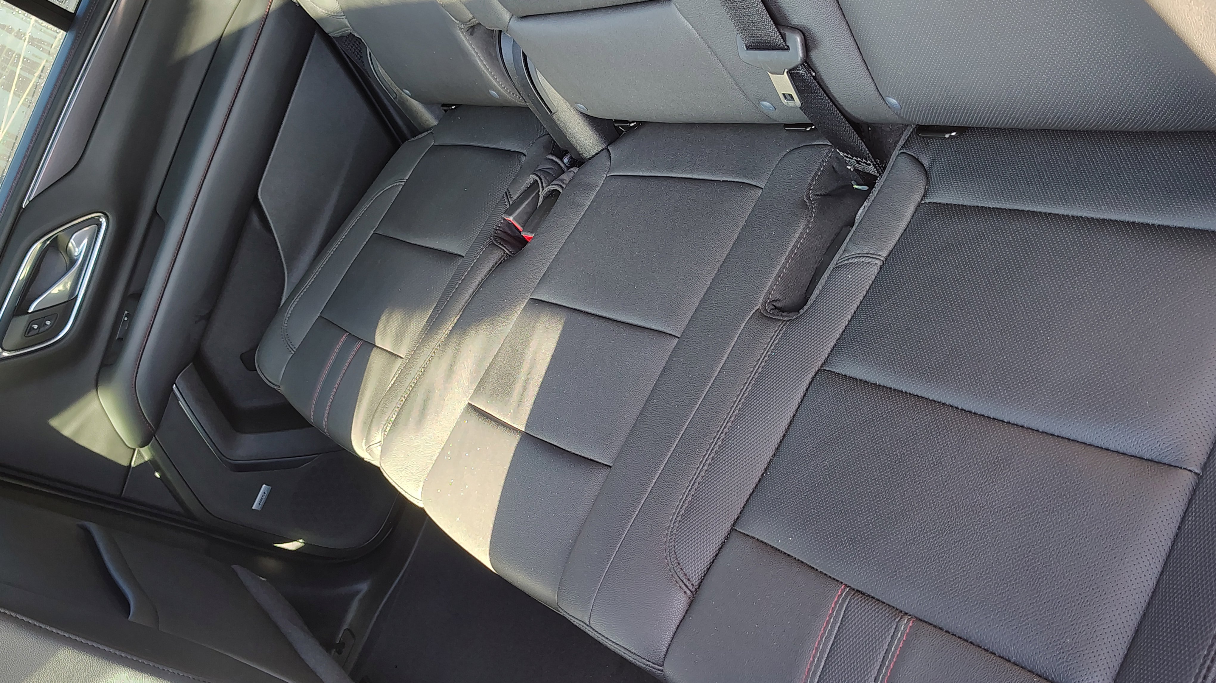 Used 2023 Chevrolet Tahoe RST image 28