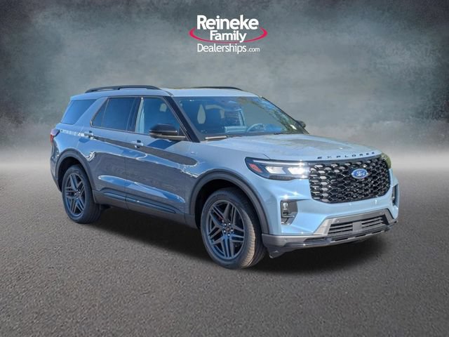 New 2026 Ford Explorer ST-Line w/ ST-Line Street Pack AWD/4WD image 3