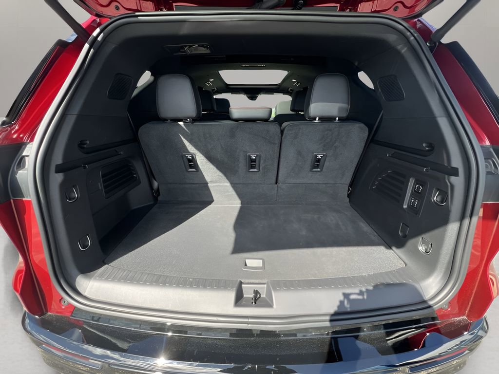 Certified 2024 Chevrolet Traverse RS w/ LPO, Floor Liner Package image 27