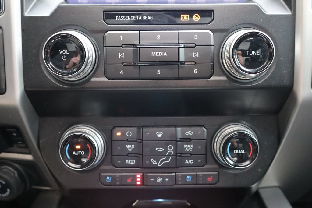 Used 2020 Ford F250 Platinum AWD/4WD image 9