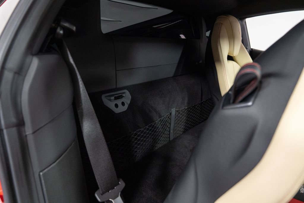 Used 2021 Ferrari F8 Tributo image 36