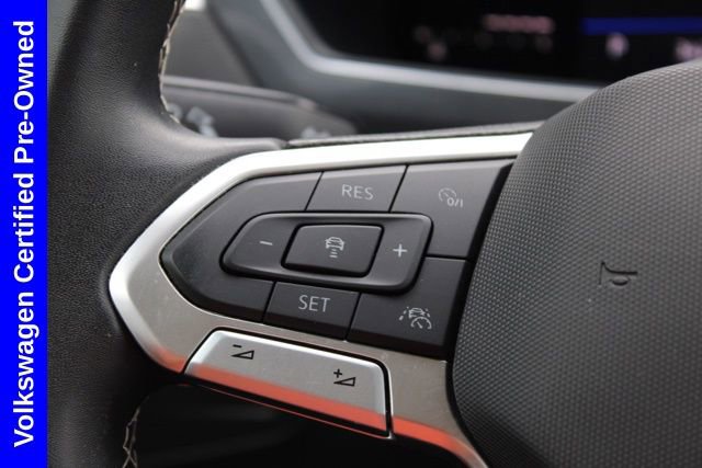 Used 2023 Volkswagen Tiguan SE w/ Panoramic Sunroof Package image 30