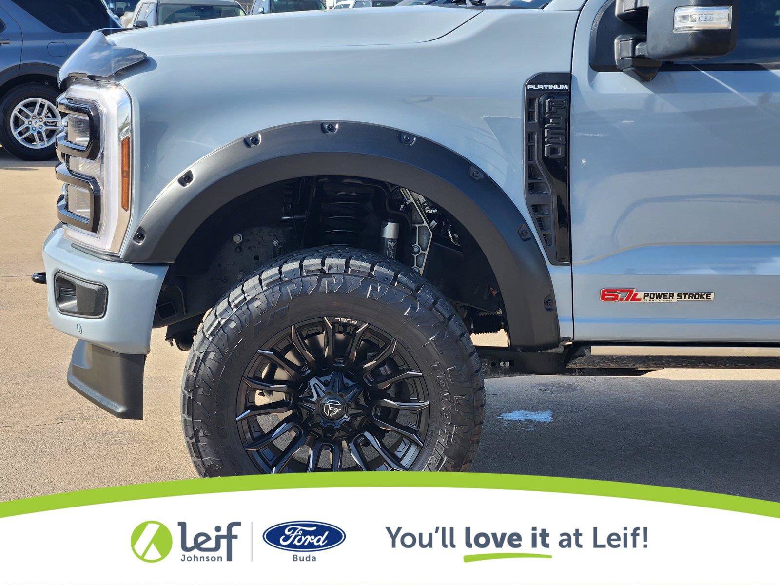 Used 2025 Ford F350 Platinum w/ FX4 Off-Road Package AWD/4WD image 7