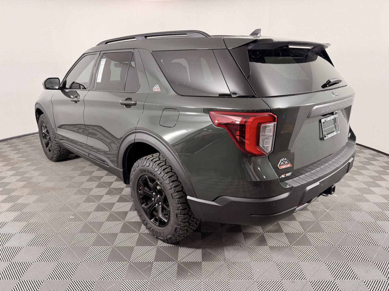 Used 2024 Ford Explorer Timberline w/ Timberline Technology Package AWD/4WD image 3