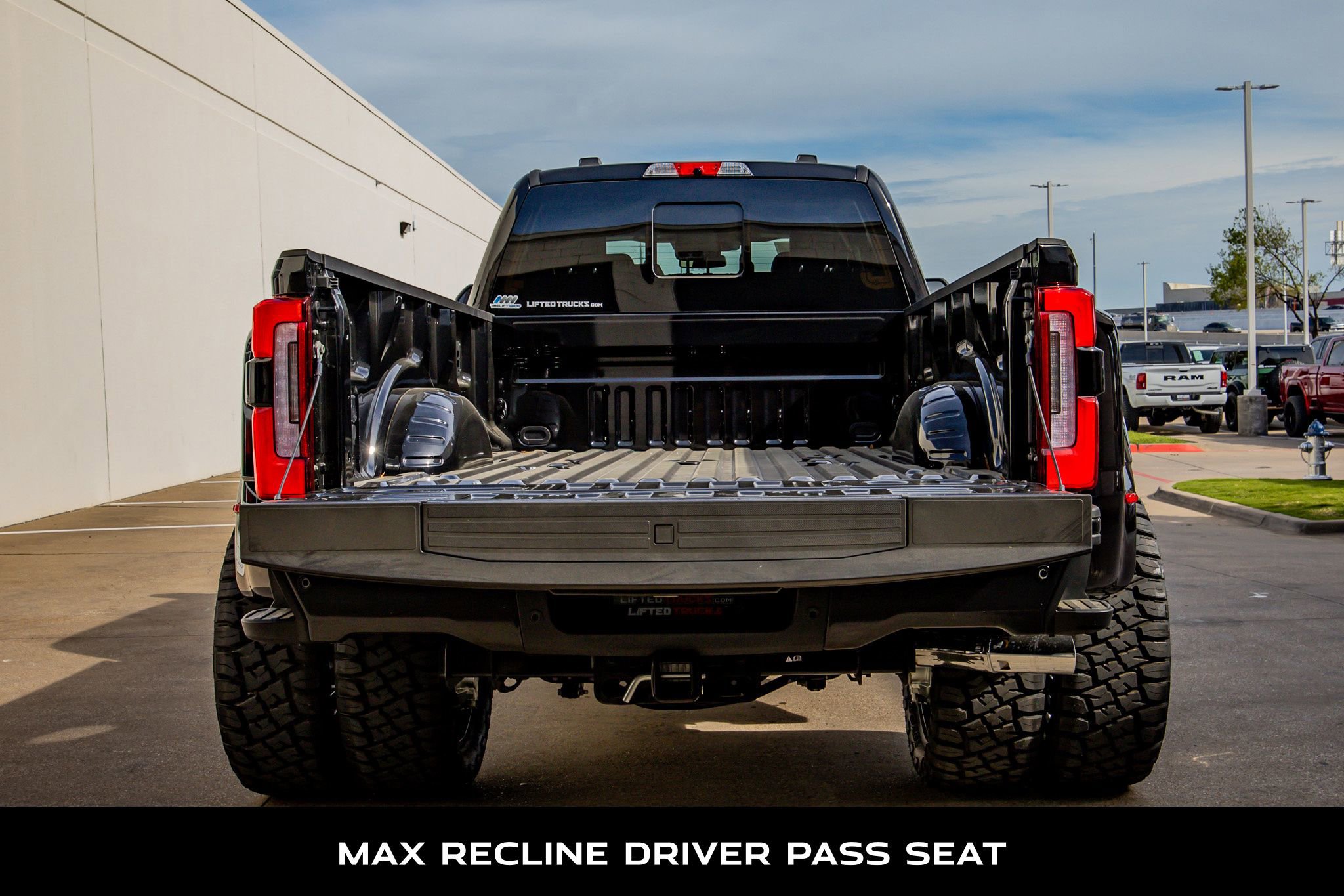 Used 2026 Ford F450 Platinum w/ Platinum Plus Package image 9