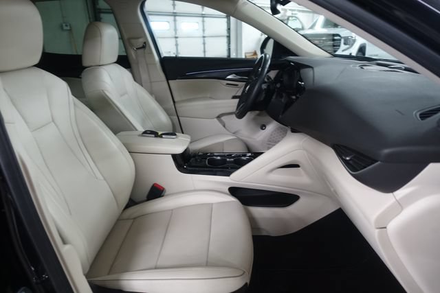Used 2023 Buick Envision Essence AWD/4WD image 25