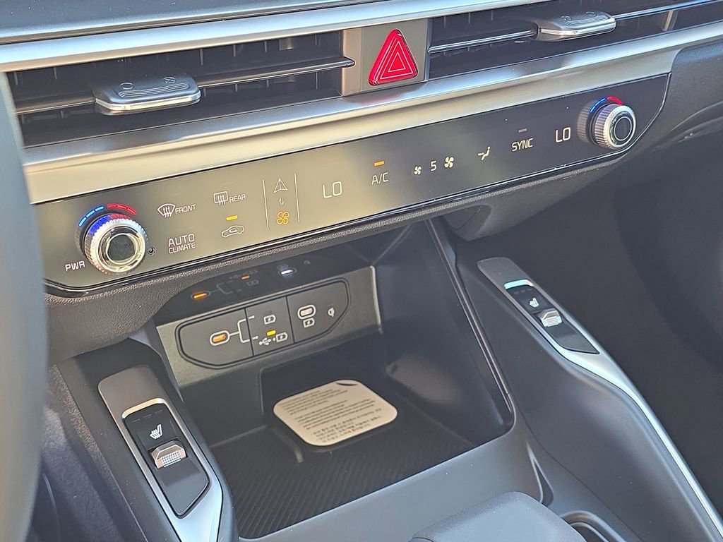 New 2026 Kia Sorento S image 24