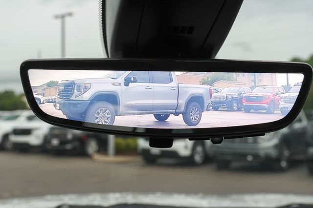 Used 2023 GMC Acadia Denali w/ Denali Technology Package FWD image 28