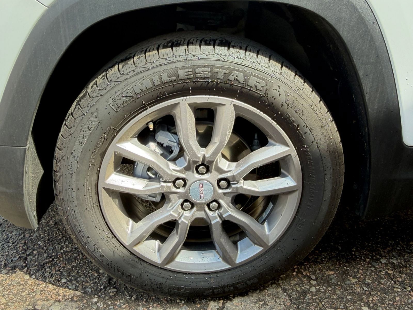 Used 2024 GMC Terrain SLT AWD/4WD image 31