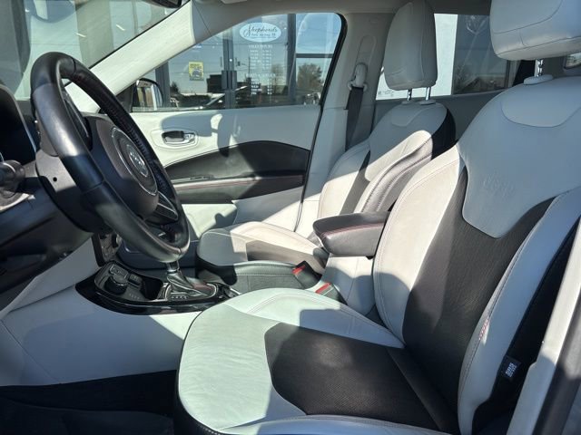 Used 2020 Jeep Compass Limited image 4