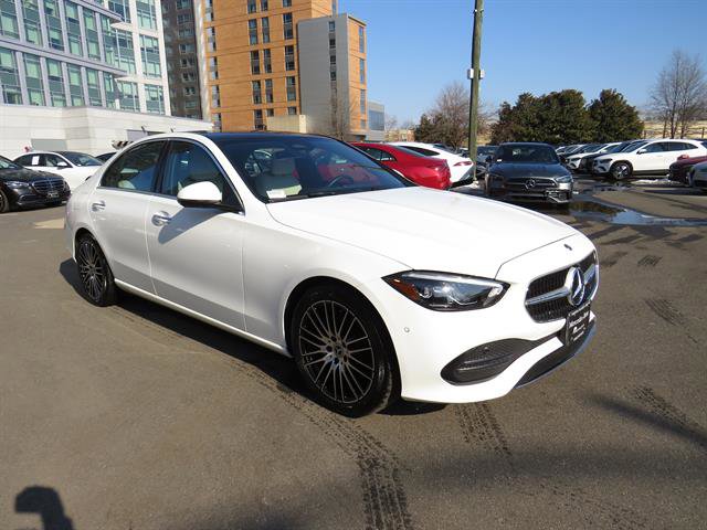 Used 2025 Mercedes-Benz C 300 4MATIC Sedan image 5