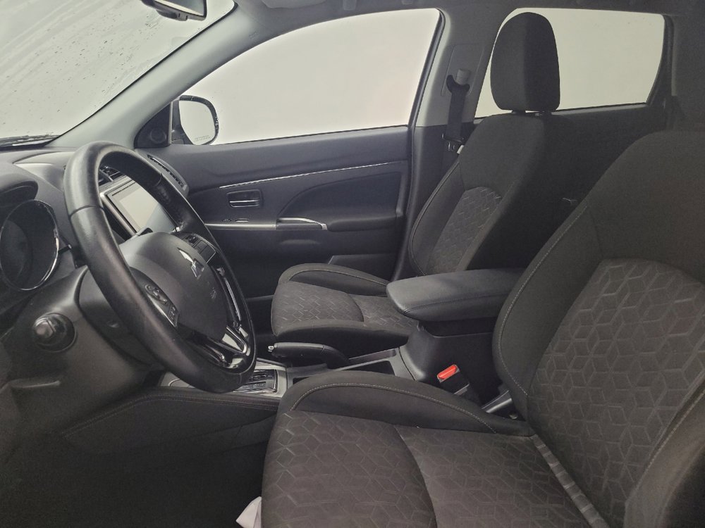 Used 2021 Mitsubishi Outlander Sport SE FWD image 17