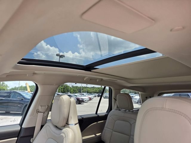 Used 2021 Lincoln Aviator Reserve w/ Equipment Group 201A AWD/4WD image 10