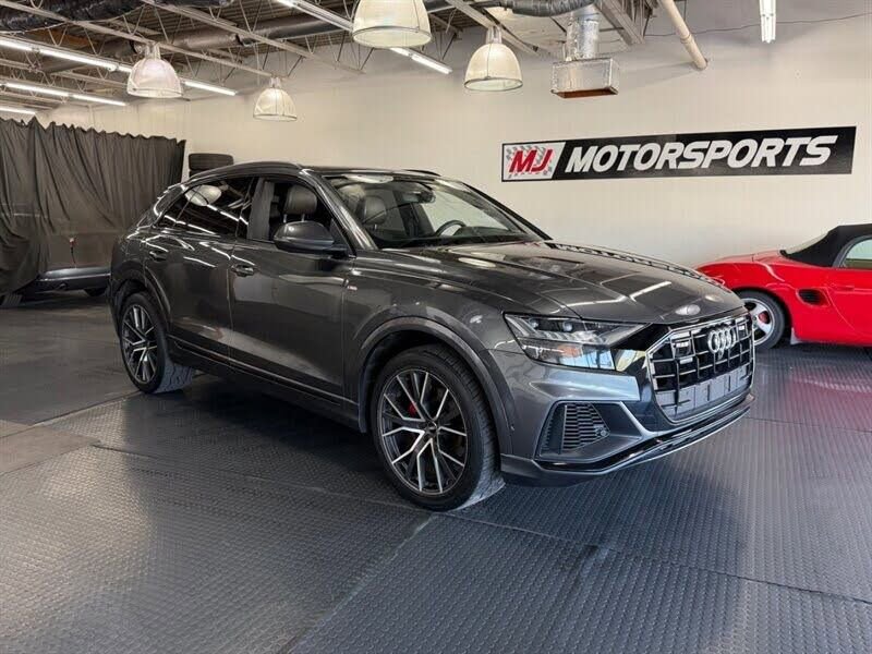 Used 2019 Audi Q8 Prestige w/ Luxury Package AWD/4WD image 14