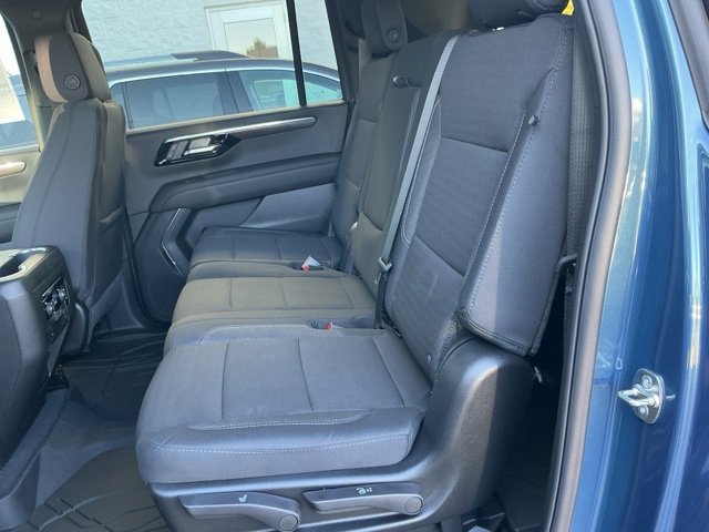 New 2026 Chevrolet Suburban LS image 17