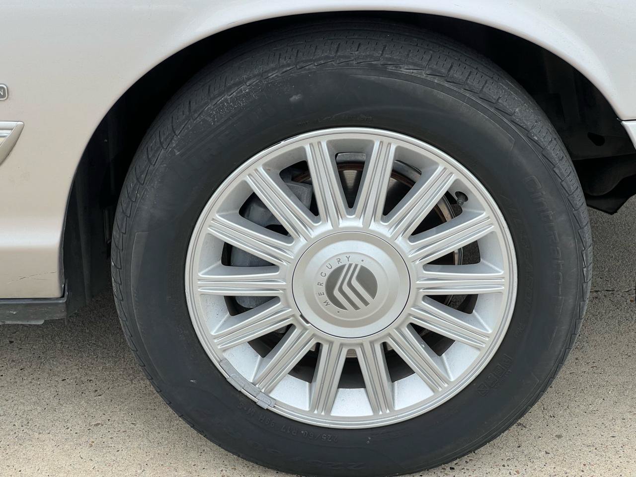Used 2009 Mercury Grand Marquis LS RWD image 20