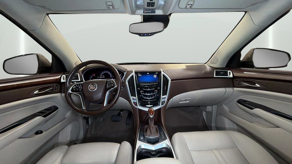 Used 2014 Cadillac SRX Luxury w/ Driver Awareness Package image 31